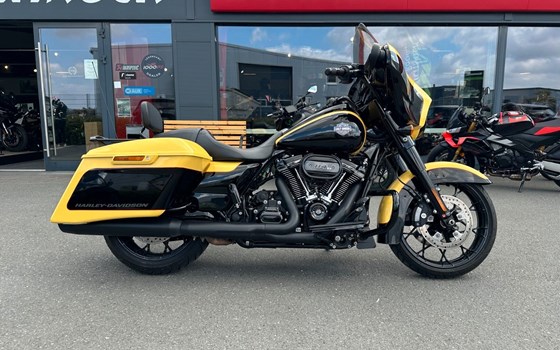 Gebrauchtmotorrad Harley-Davidson Touring Street Glide Special FLHXS - Bild 8