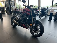 Gebrauchtmotorrad Triumph Street Triple RS