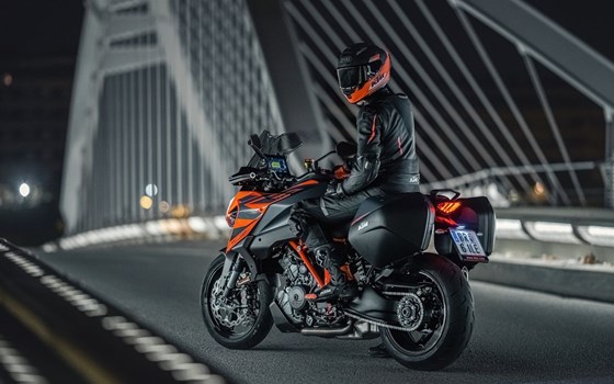 Neufahrzeug KTM 1290 Super Duke GT - Bild 17 Neufahrzeug KTM 1290 Super Duke GT - Bild 17