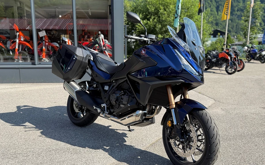 Offer Honda NT1100 DCT Electronic Suspension Bild 4: Offer Honda NT1100 DCT Electronic Suspension