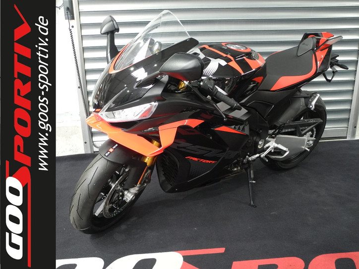 Aprilia RSV4 1100 Factory