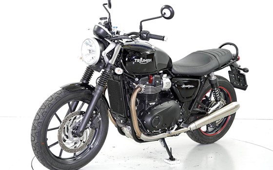 Motorrad Occasion Triumph Street Twin - Bild 3