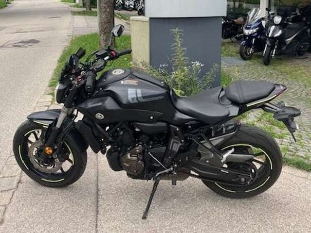 Yamaha MT-07