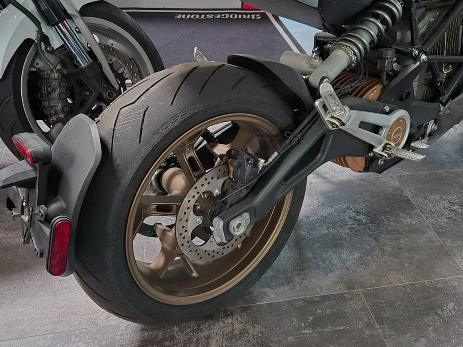 Angebot Zero SR/F Bild 4: Angebot Zero SR/F