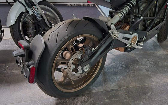 Gebrauchtmotorrad Zero SR/F - Bild 4