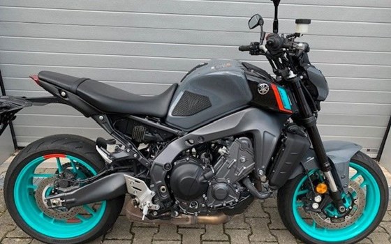 Gebrauchtmotorrad Yamaha MT-09 - Bild 1