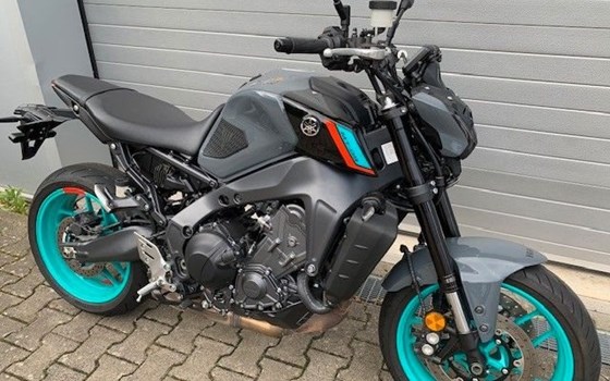 Gebrauchtmotorrad Yamaha MT-09 - Bild 2