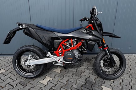 KTM 690 SMC R