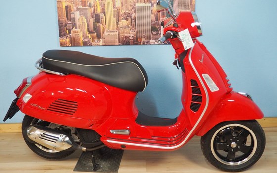 Gebrauchtmotorrad Vespa GTS 125 Super iGET - Bild 15 Gebrauchtmotorrad Vespa GTS 125 Super iGET - Bild 15