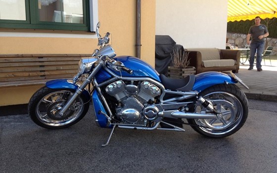 Gebrauchtmotorrad Harley-Davidson V-Rod VRSCA - Bild 2