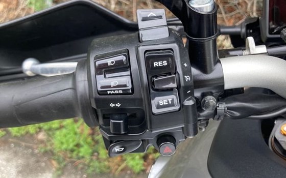 Gebrauchtmotorrad Yamaha Tracer 900 GT - Bild 15 Gebrauchtmotorrad Yamaha Tracer 900 GT - Bild 15