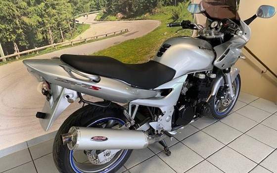 Gebrauchtmotorrad Kawasaki ZR-7 S - Bild 5