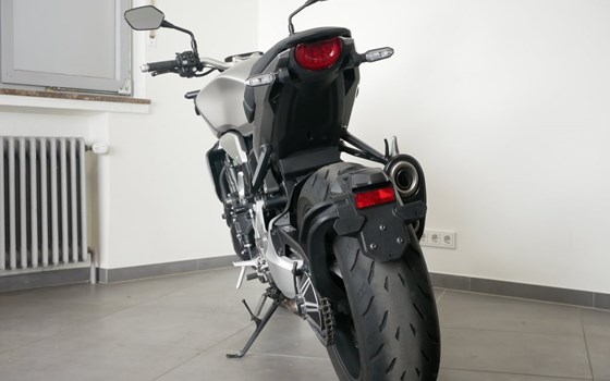 Gebrauchtmotorrad Honda CB 1000 R - Bild 11