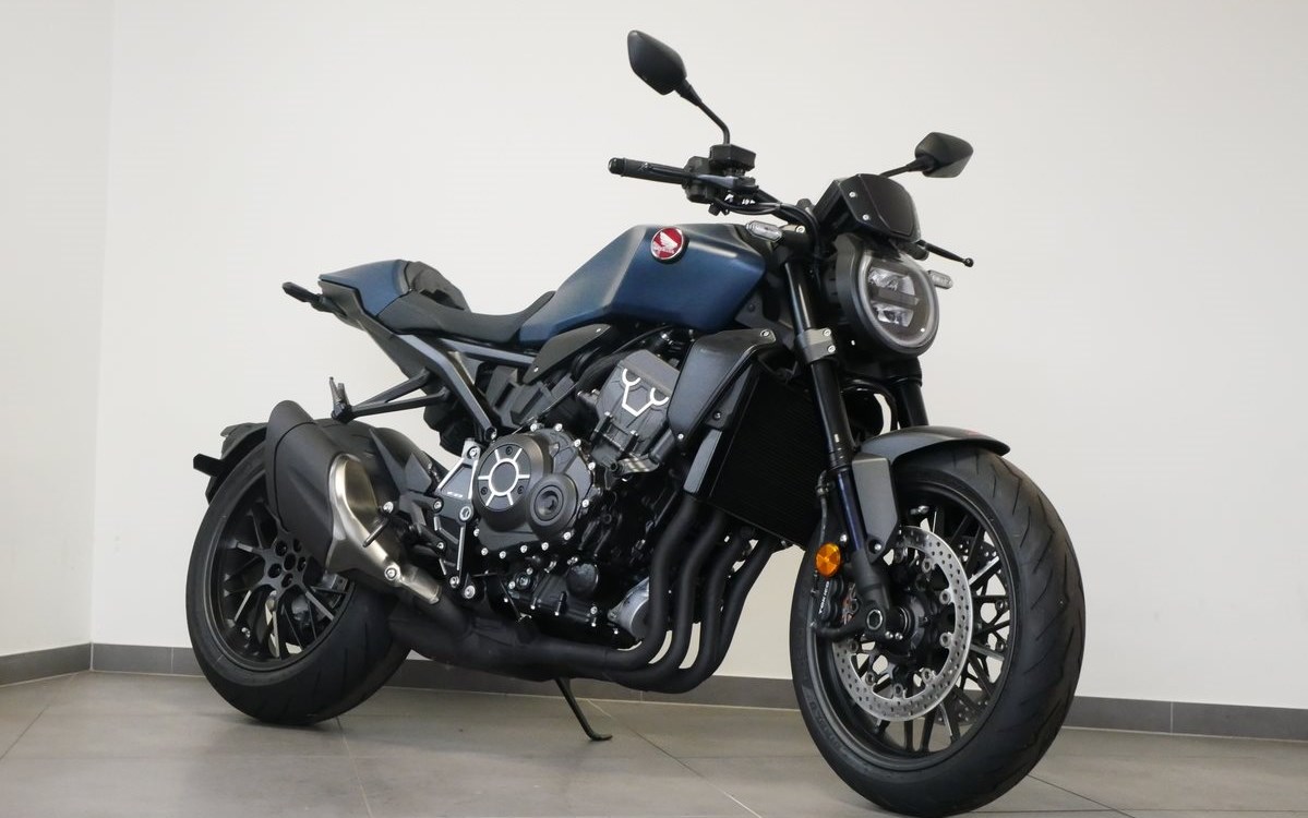 Zum Vergrößern bitte anklicken! Angebot Honda CB1000R Black Edition
