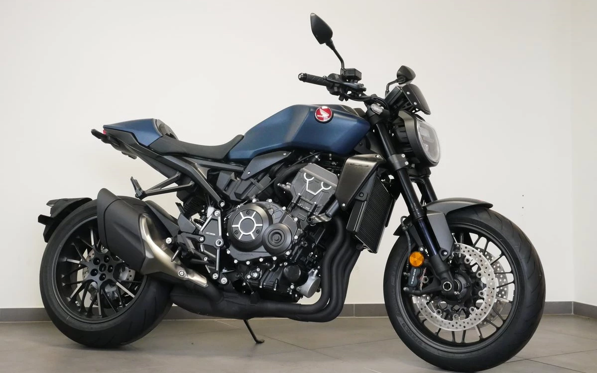 Zum Vergrößern bitte anklicken! Angebot Honda CB1000R Black Edition