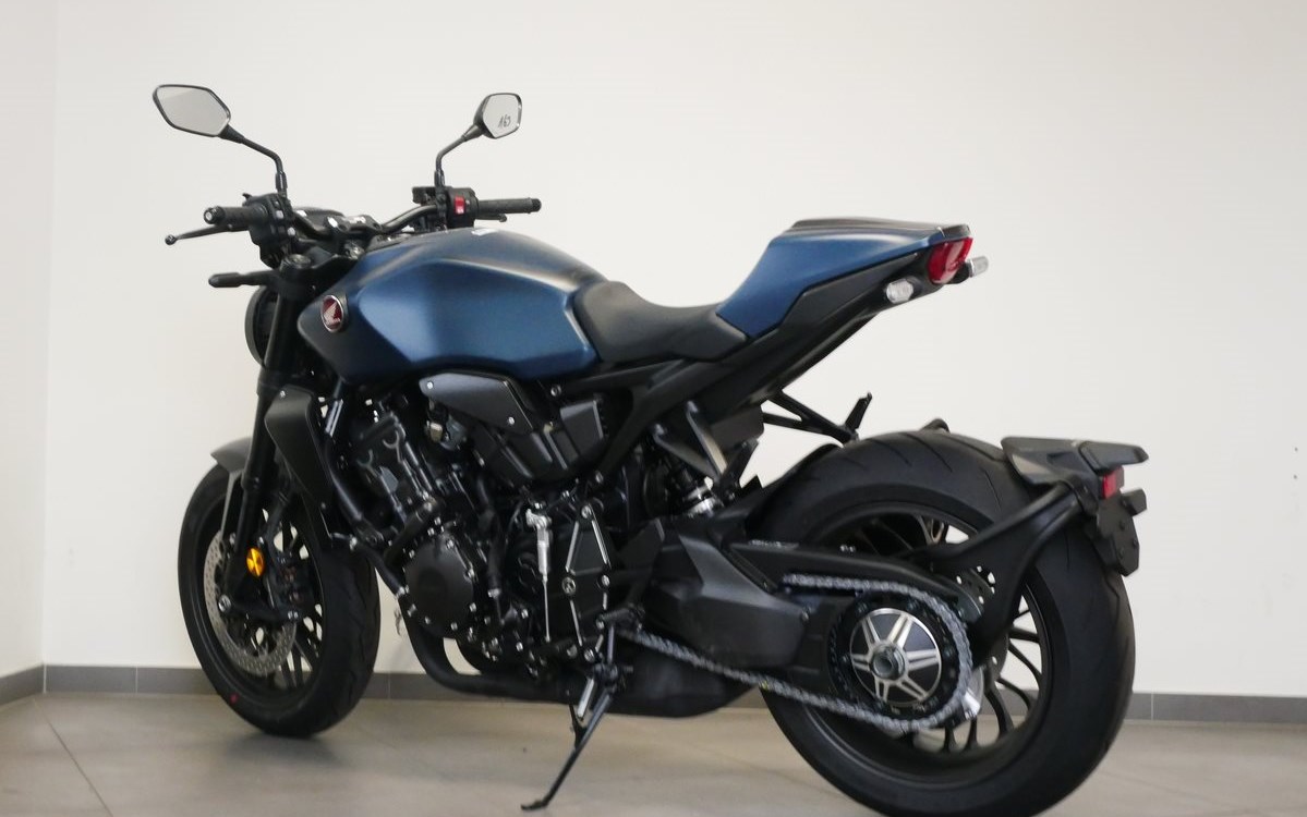 Offer Honda CB1000R Black Edition