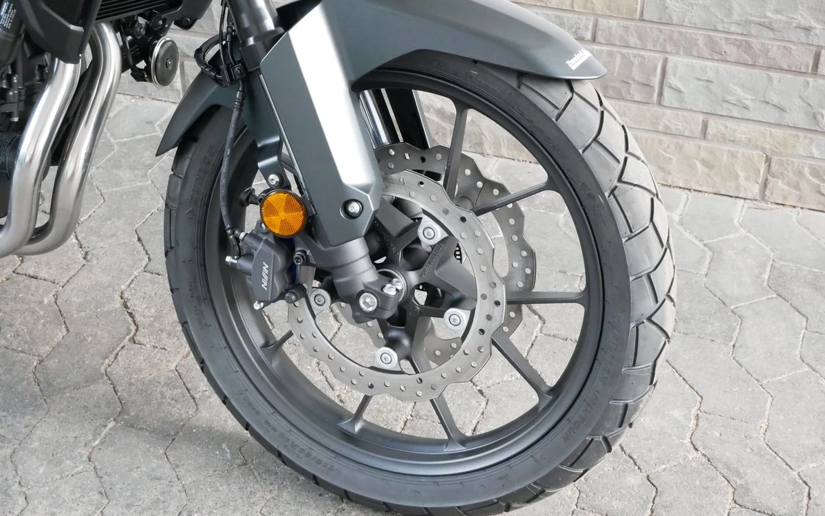 Zum Vergrößern bitte anklicken! Angebot Honda NX500