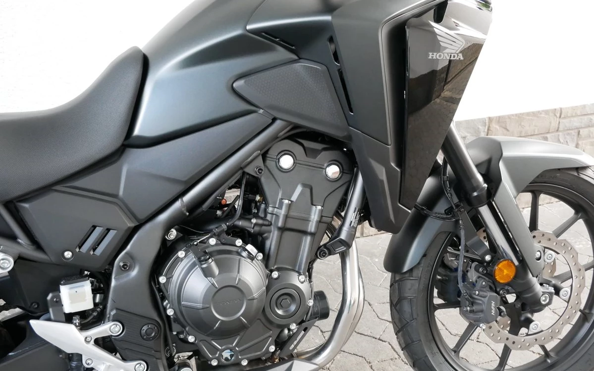 Zum Vergrößern bitte anklicken! Angebot Honda NX500