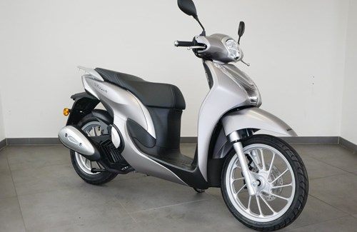 Neumotorrad Honda SH125