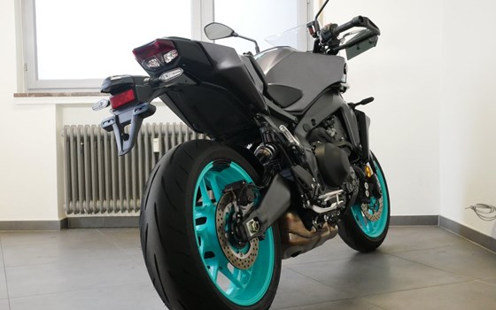 Gebrauchtmotorrad Yamaha MT-09 Y-AMT 35kW - Bild 12