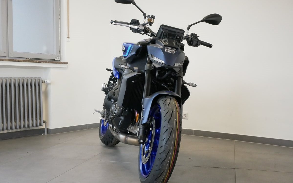 Offer Yamaha MT-09 Y-AMT