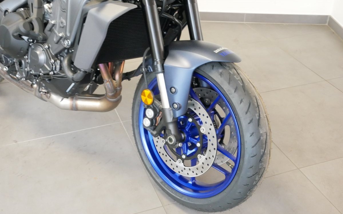 Offer Yamaha MT-09 Y-AMT