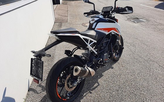 Gebrauchtmotorrad KTM 390 Duke - Bild 5 Gebrauchtmotorrad KTM 390 Duke - Bild 5
