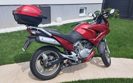 Gebrauchtmotorrad Honda XL 125 V Varadero - Bild 2 Gebrauchtmotorrad Honda XL 125 V Varadero - Bild 2