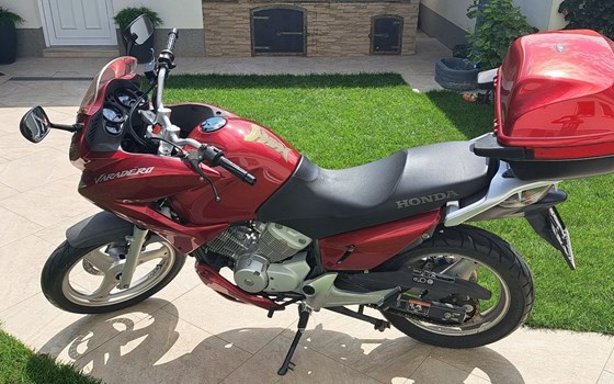 Gebrauchtmotorrad Honda XL 125 V Varadero - Bild 5 Gebrauchtmotorrad Honda XL 125 V Varadero - Bild 5