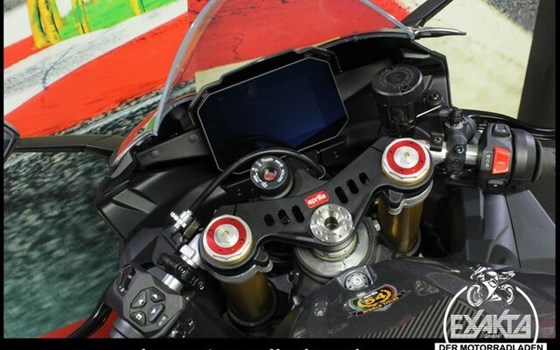 Neufahrzeug Aprilia RSV4 1100 - Bild 11