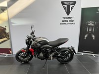 Gebrauchtmotorrad Triumph Trident 660
