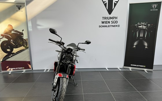 Gebrauchtmotorrad Triumph Trident 660 - Bild 3