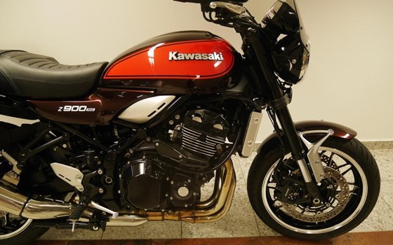 Gebrauchtmotorrad Kawasaki Z900 RS - Bild 6 Gebrauchtmotorrad Kawasaki Z900 RS - Bild 6