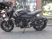 Gebrauchtmotorrad Triumph Trident 660