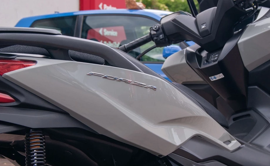 Angebot Honda Forza 125 Bild 4: Angebot Honda Forza 125