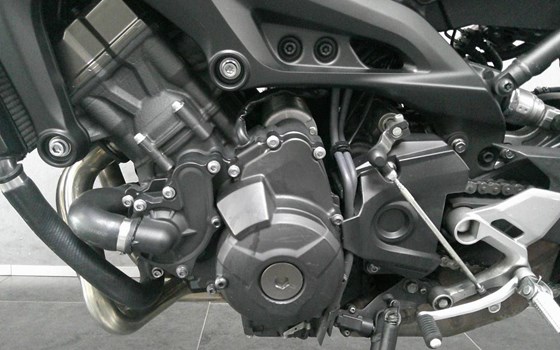 Gebrauchtmotorrad Yamaha MT-09 - Bild 8