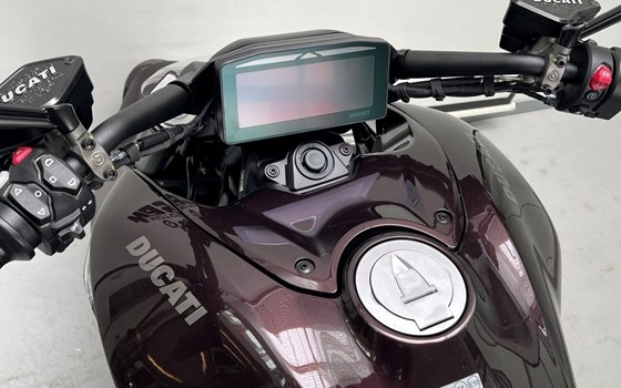 Neufahrzeug Ducati XDiavel V4 - Bild 12