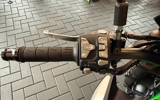 Gebrauchtmotorrad Kawasaki Z900 - Bild 11