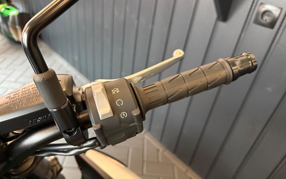 Gebrauchtmotorrad Kawasaki Z900 - Bild 12