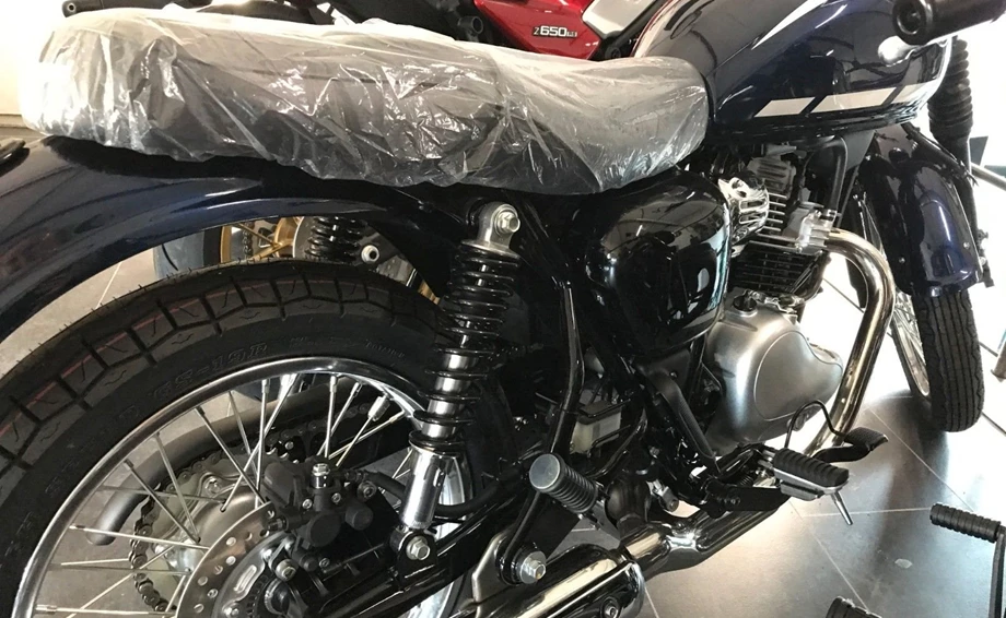 Angebot Kawasaki W230 Bild 2: Angebot Kawasaki W230