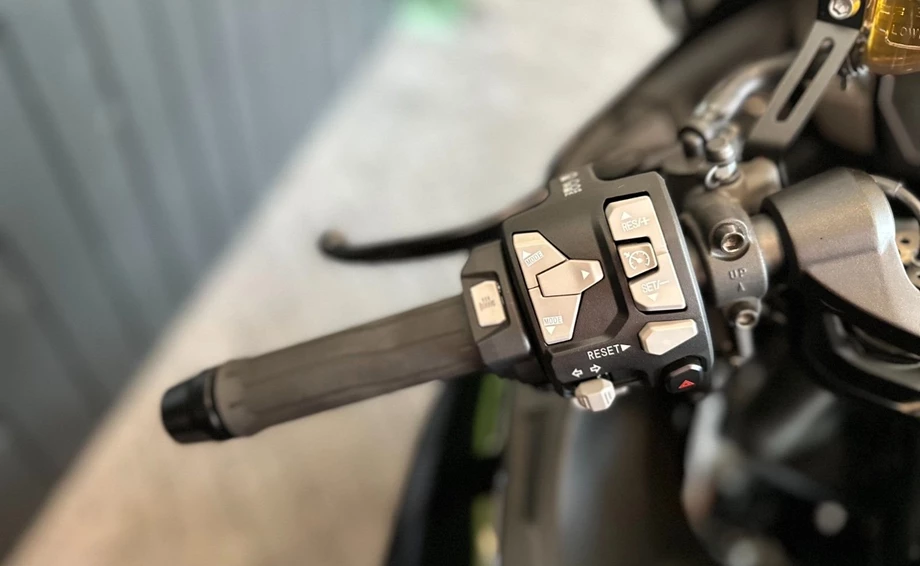 Angebot Kawasaki Ninja H2 SX SE Bild 18: Angebot Kawasaki Ninja H2 SX SE