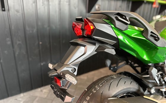 Gebrauchtmotorrad Kawasaki Ninja H2 SX SE - Bild 21