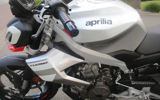 Neufahrzeug Aprilia Tuono 457 - Bild 9