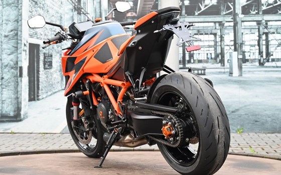 Gebrauchtmotorrad KTM 1290 Super Duke R - Bild 12