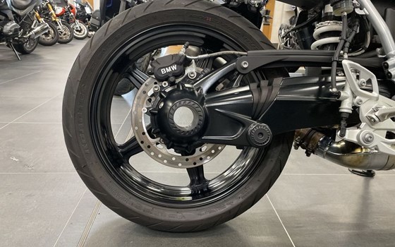 Gebrauchtmotorrad BMW R nineT Racer - Bild 10