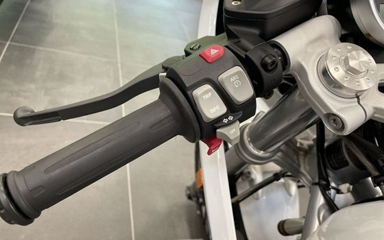 Gebrauchtmotorrad BMW R nineT Racer - Bild 7