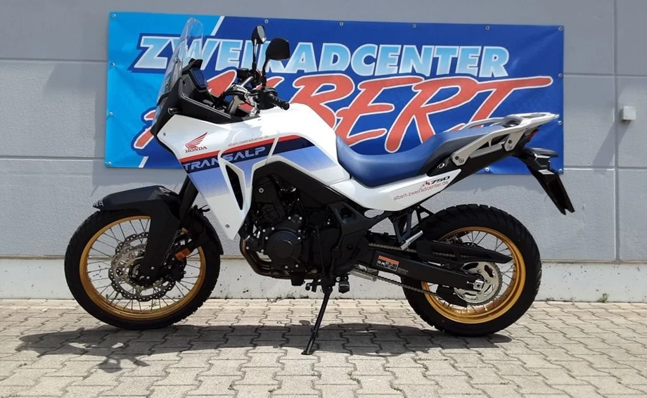 Offer Honda XL750 Transalp Bild 1: Offer Honda XL750 Transalp