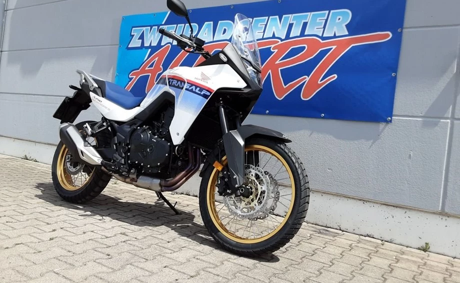 Offer Honda XL750 Transalp Bild 2: Offer Honda XL750 Transalp