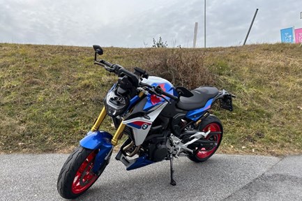 BMW F 900 R