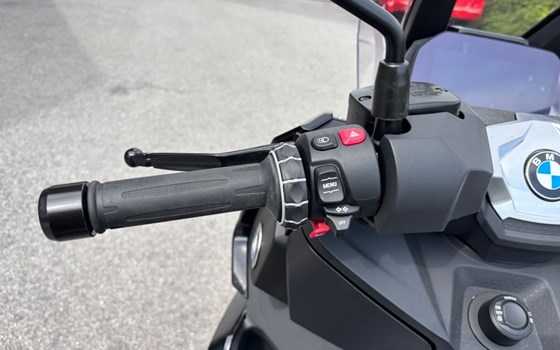 Gebrauchtmotorrad BMW C 400 X - Bild 11